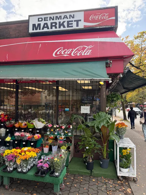 Denman Market and flower