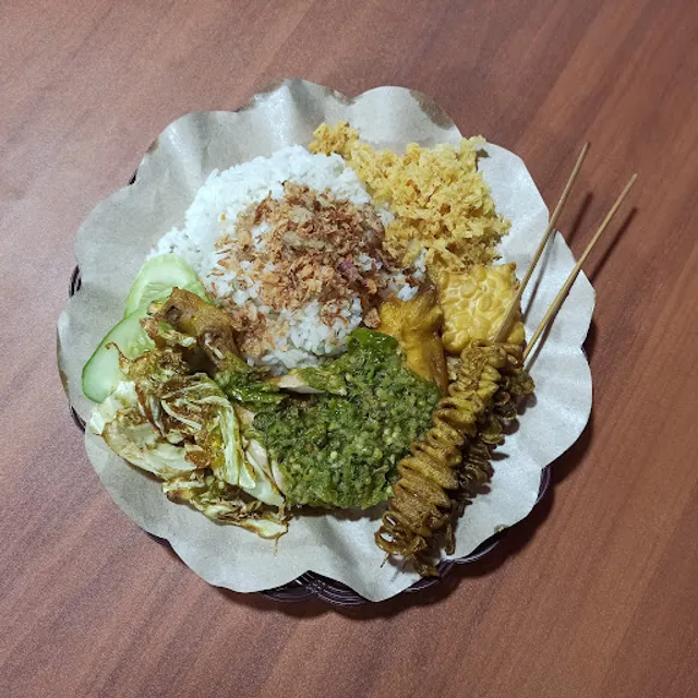 Ayam Penyet Kremes Cabe Ijo Nasi uduk Bang Adul