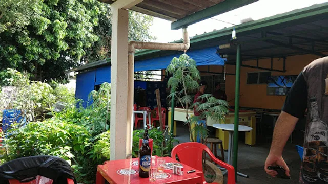 Pastelaria São José (Zezinho e Familia)