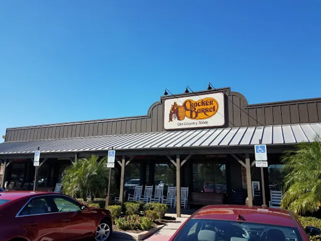 Cracker Barrel Old Country Store
