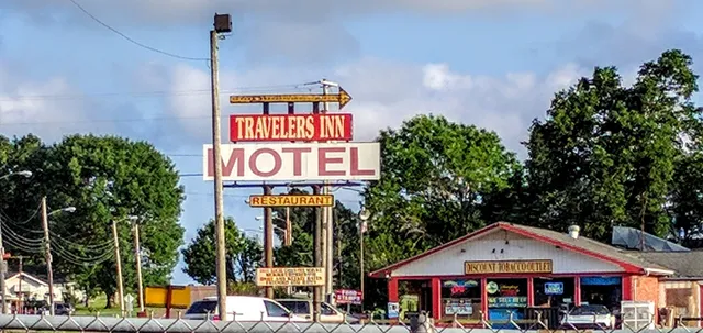 Travelers Inn Motel
