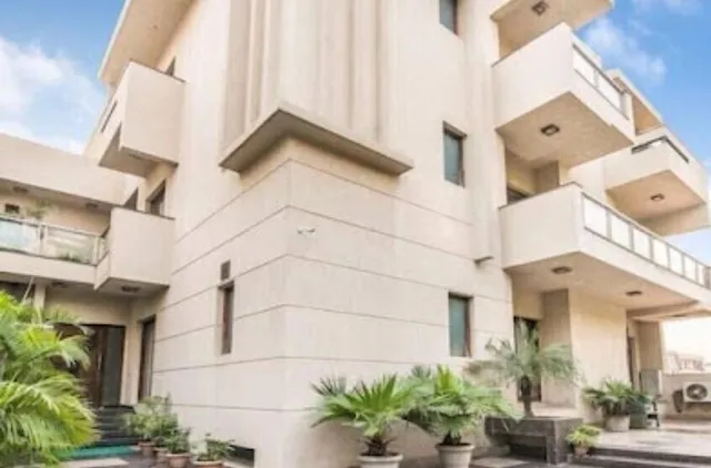 Hotel Amazone Residency dlf phase 3 gurugram