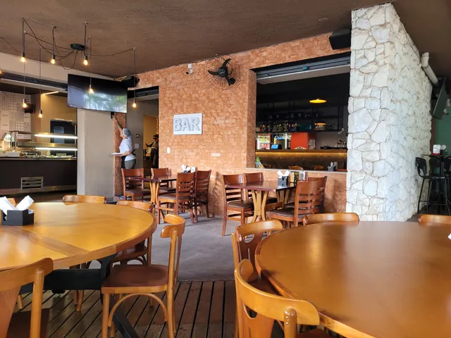 Benjamin Bar e Parrilla