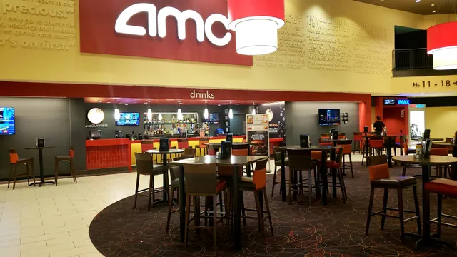 AMC DINE-IN Yorktown 18
