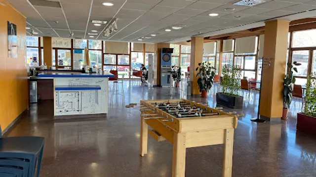 Cafetería Ubu - La Milanera