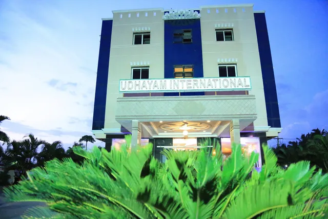 Hotel Udhayam International, Thiruchendur