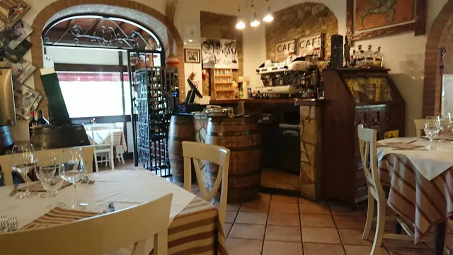 Le Badie Hotel & Lounge Bar