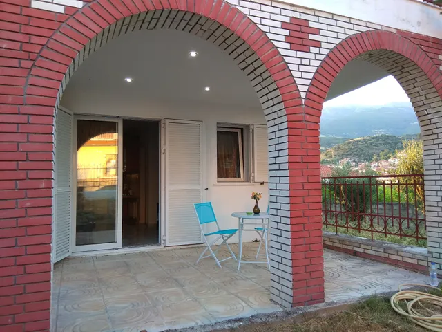 Villa Agnanti Rent Apts and Suites