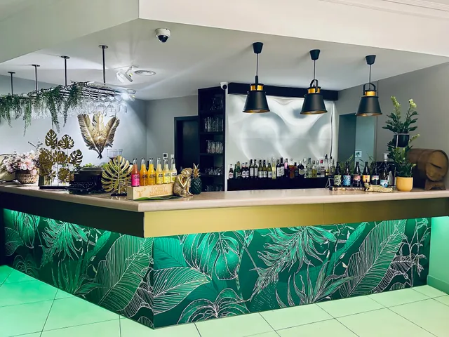 Restauracja Impreza - imprezy okolicznościowe Wrocław: urodziny, wesela, komunie, chrzciny, stypy, imprezy firmowe