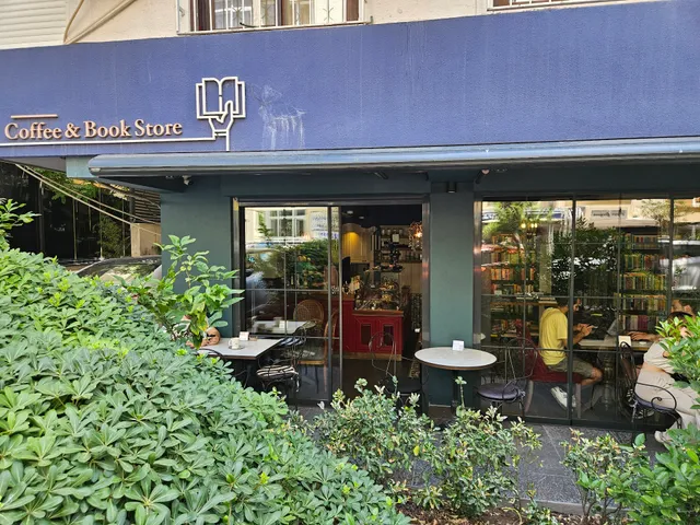 Be Water Coffee & Book Store