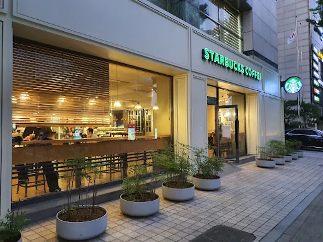 Starbucks Yangjae Station
