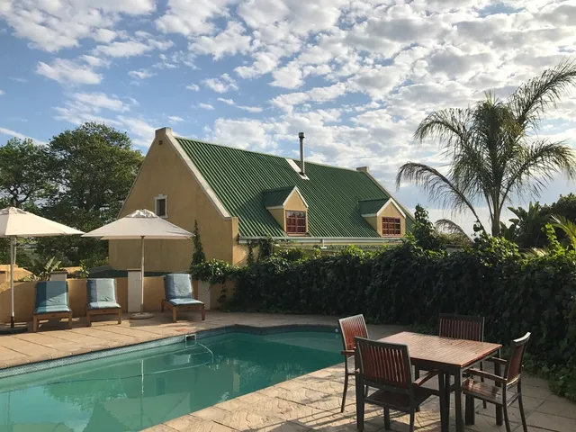 Linquenda Guest Farm and Stables