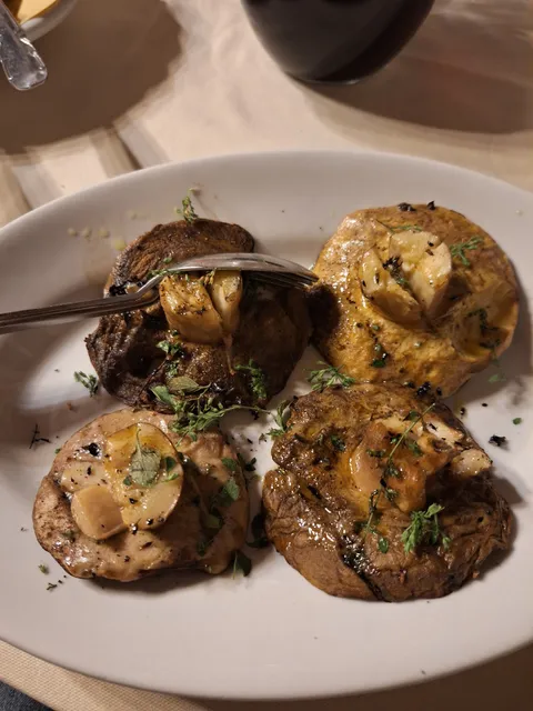 Lucca Vini Di Monticelli Matteo