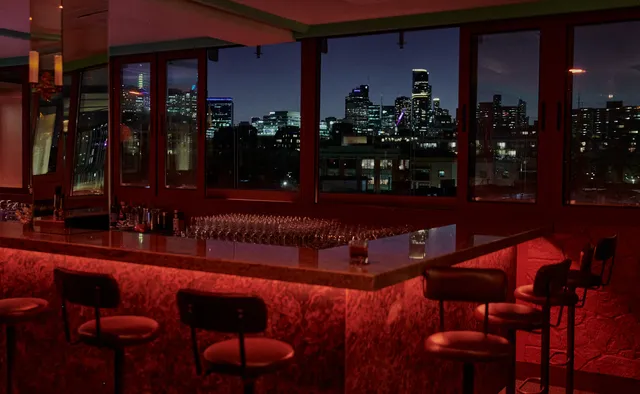 Slowpoke Lounge & Lookout