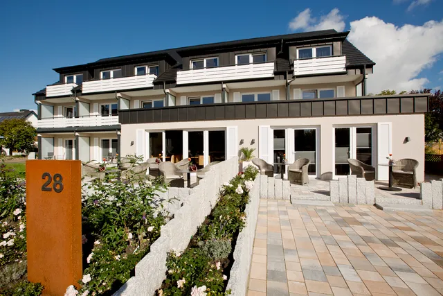 Astra Maris Hotel & Apartments