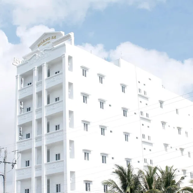Khách sạn Hoàng Sa