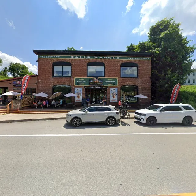 Firefly On the Plaza