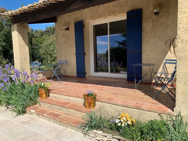 Chez Lydia - Signargues - Domazan