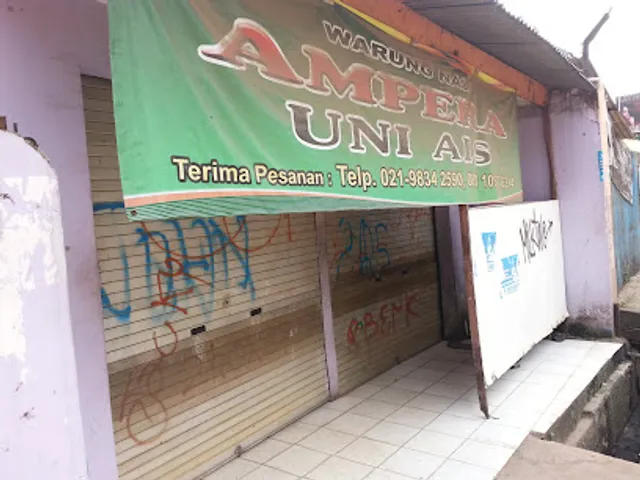 Warung Nasi Ampera Uni Ais
