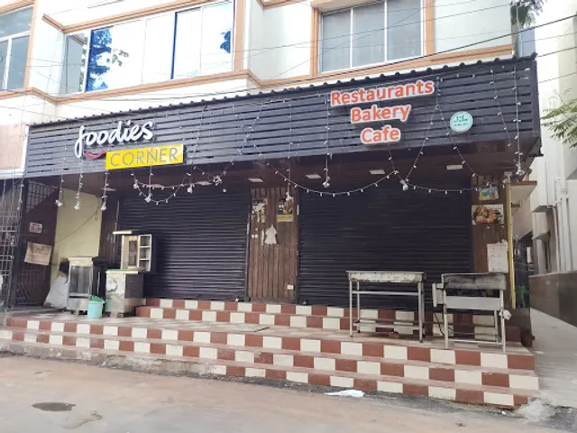 Foodies Corner Restaurant