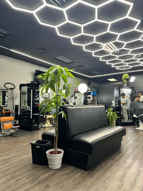 Elite barbers lounge