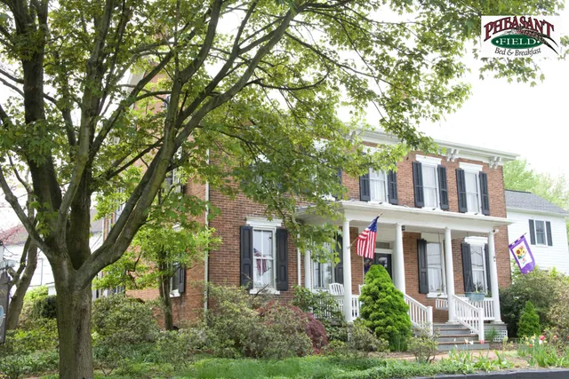 Pheasant Field Bed & Breakfast