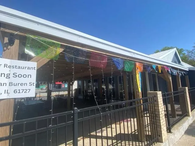 Maryflor Mexican Restaurant Grill & Bar