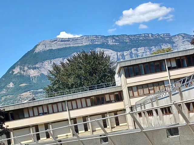 Université Grenoble Alpes Batiment Stendhal D206