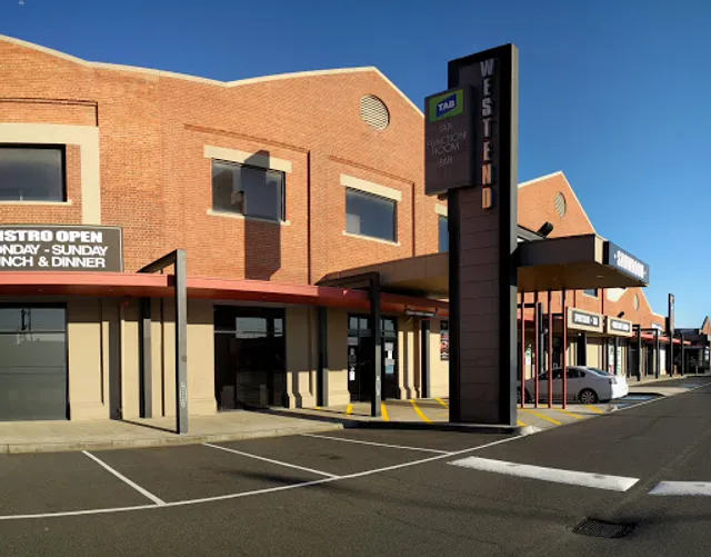 Westend Market Hotel