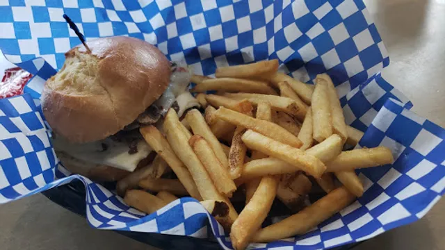 Boardwalk Burgers - Calgary Southland