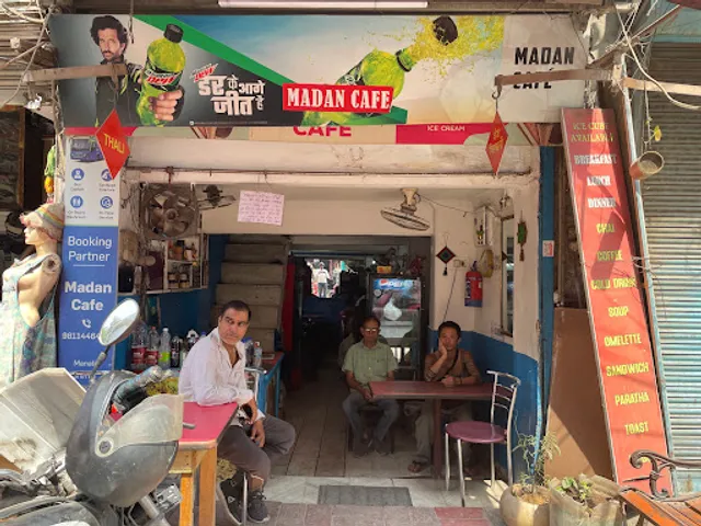 Madan Cafe