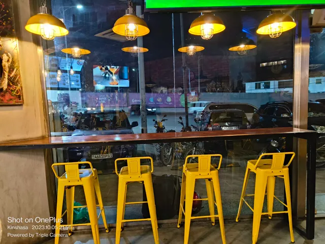 110 Street - International Diner