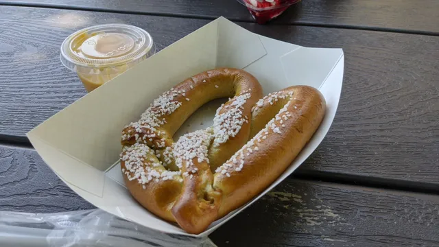 Wolf's Frozen Ice Cream