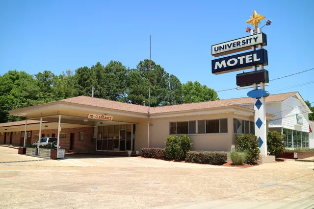 The University Motel