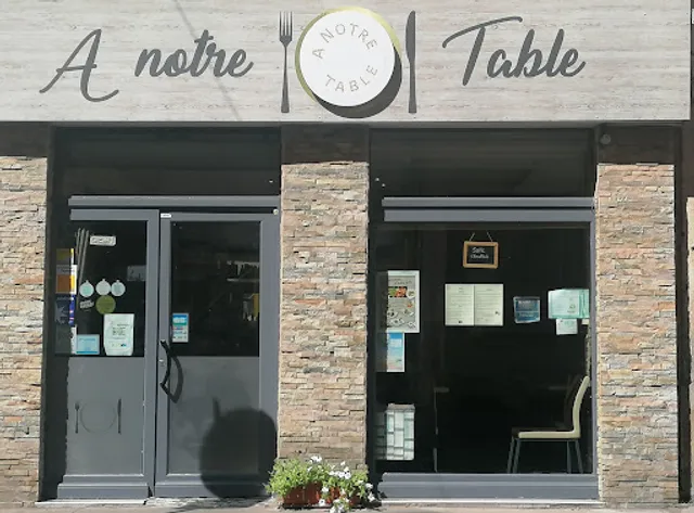 A NOTRE TABLE