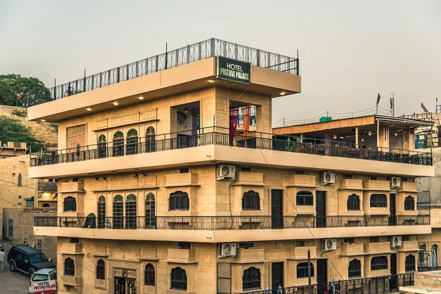 Tripli Hotels Prithvi Palace