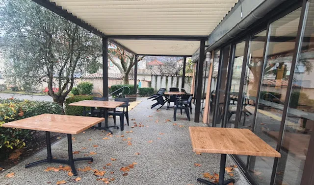 Auberge Des Deux Vallees