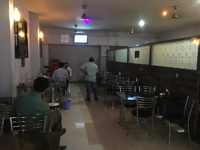 City Palace Restaurant & Bar