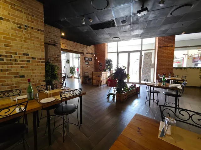 Le Must Family Restaurant Accra Mall