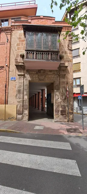 Casa del Conde de la Cañada
