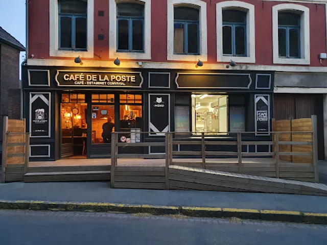 Le Café de la Poste
