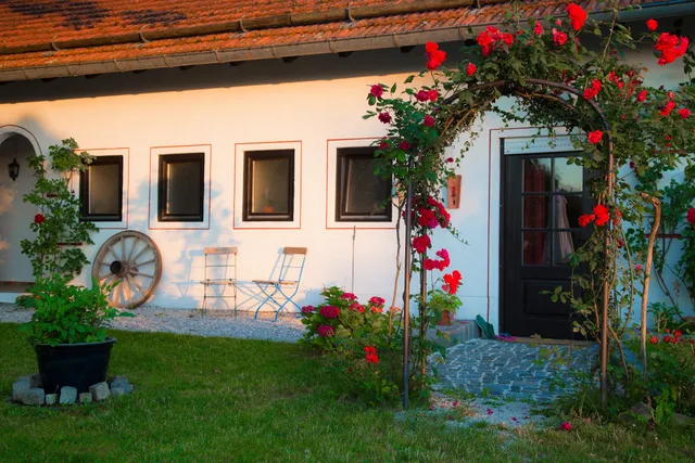 Ferienwohnung Gästezimmer - Historische Taverne Vachenlueg