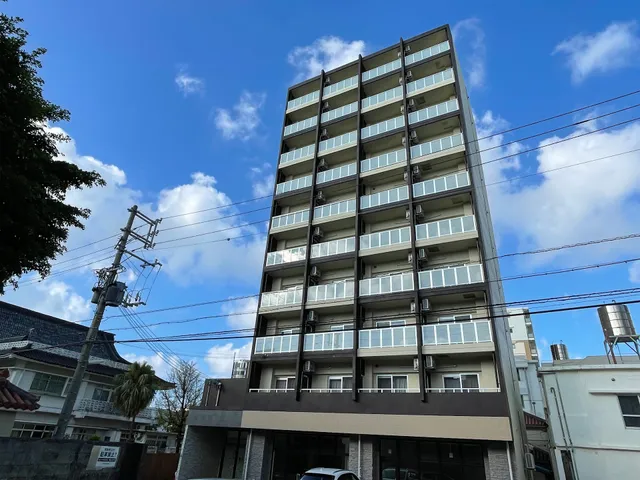New Normal Hotel in NAMINOUE／ニューノーマルホテルイン波の上