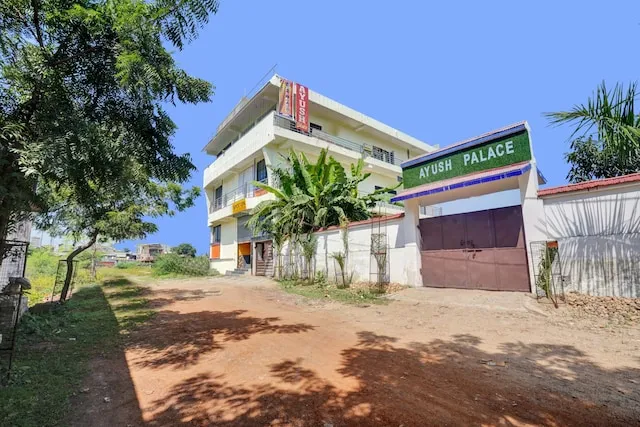 OYO Hotel Rommies Inn