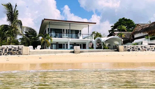 The White House Beach Apartments Koh Phangan