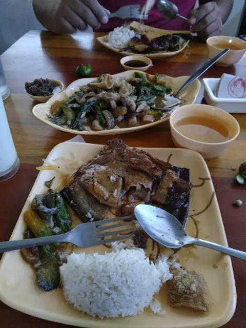 Penong's Barbecue Seafoods & Grill