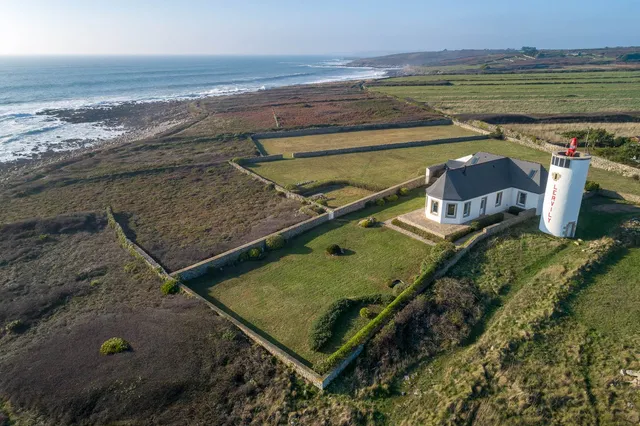 Le Sémaphore de Lervily - Gîtes d'exception en bord de mer