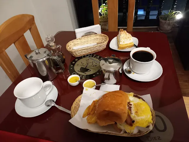 Tintaya Café - Silva Santisteban 235