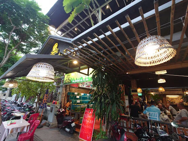 Nhà hàng hải sản Hương Lúa 3