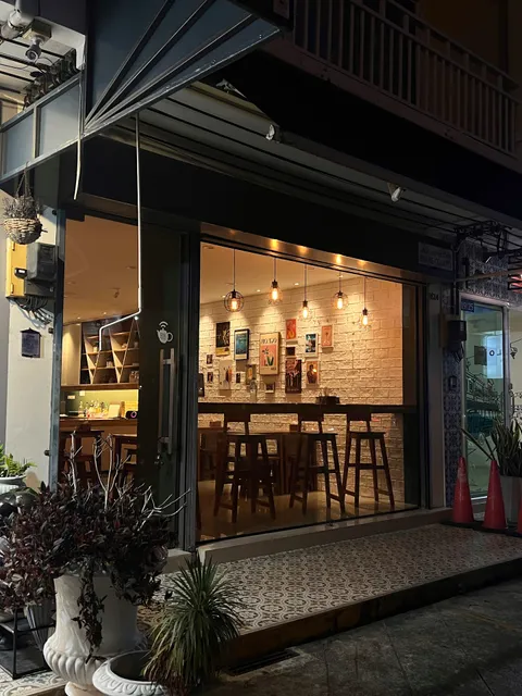 Gastrobar KVARTIRA แกสโตรบาร์อาหารรัสเซีย